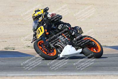 media/Nov-16-2025-Race Pace (Sun) [[8c5fa54630]]/Verified Riders/1-Turns 9 and 10 (925am)/